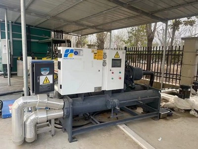 Chillers integrated into food and beverage processing lines